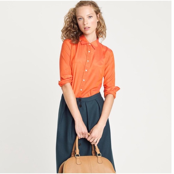 J. Crew Tops - J. Crew the perfect shirt button down blouse